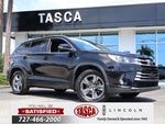 2018 Highlander Thumbnail 1