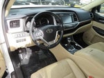 2017 Highlander Thumbnail 12