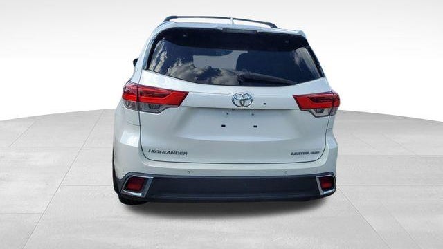 2017 Toyota Highlander Limited