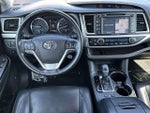 2018 Highlander Thumbnail 14