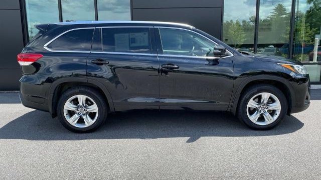 2017 Toyota Highlander Limited Platinum