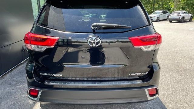 2017 Toyota Highlander Limited Platinum