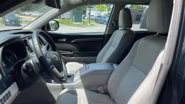 2017 Toyota Highlander Limited Platinum