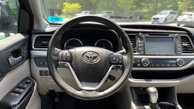 2017 Toyota Highlander Limited Platinum