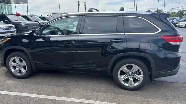 2017 Toyota Highlander Limited