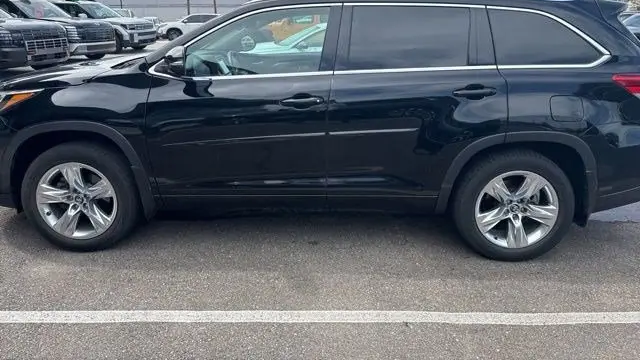 2017 Toyota Highlander Limited