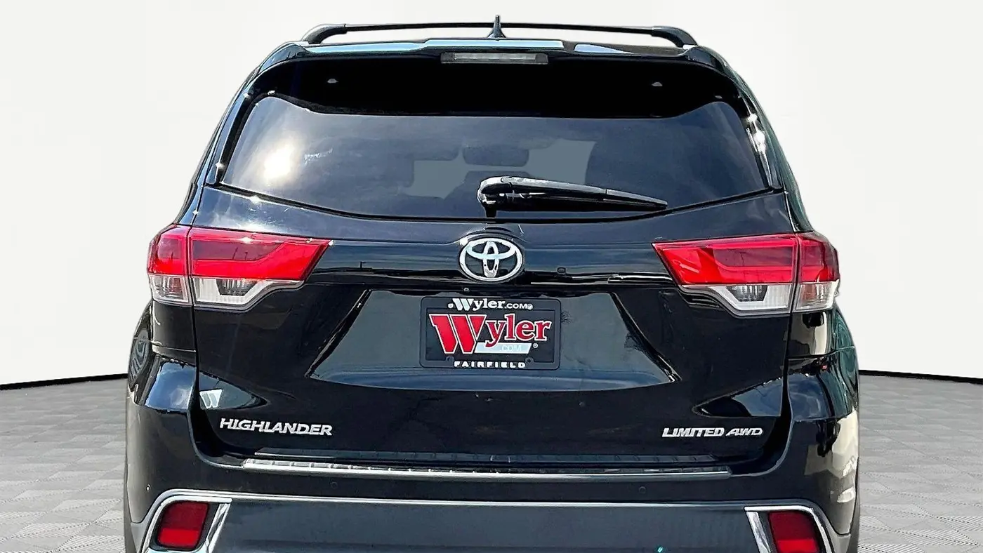 2017 Toyota Highlander Limited