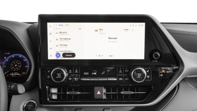 2023 Toyota Highlander Hybrid Platinum