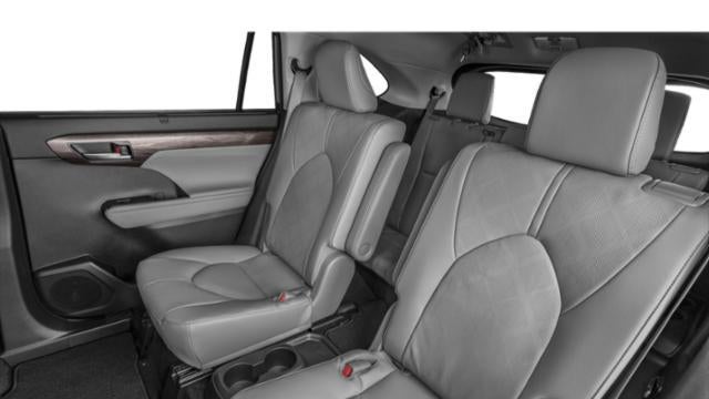 2023 Toyota Highlander Hybrid Platinum