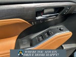 2024 Highlander Hybrid Thumbnail 8