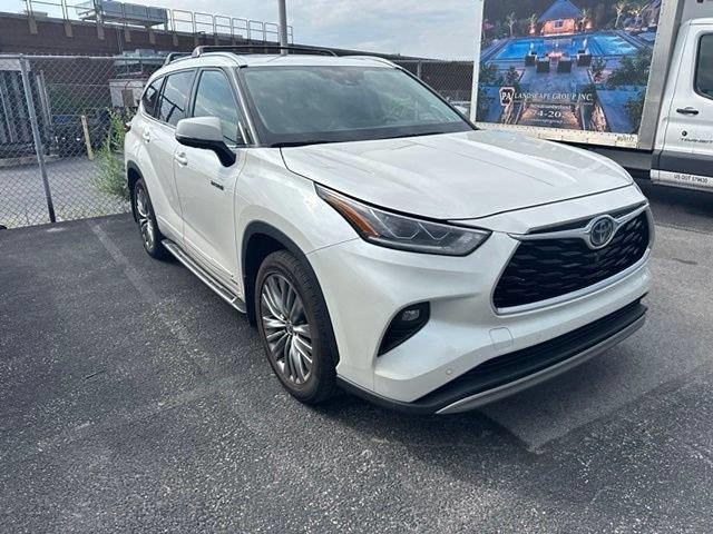 2020 Toyota Highlander - $37,248