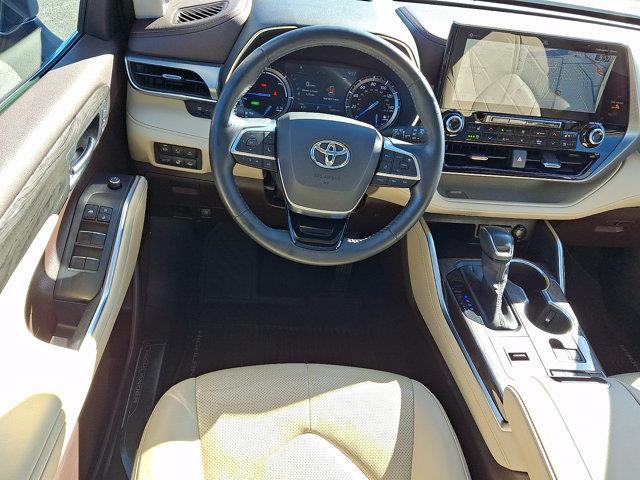 2020 Toyota Highlander - $37,248