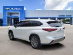 2022 Highlander Hybrid Thumbnail 3