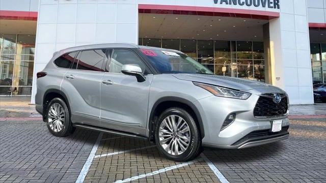 Preowned 2024 Toyota Highlander Hybrid Platinum for Sale