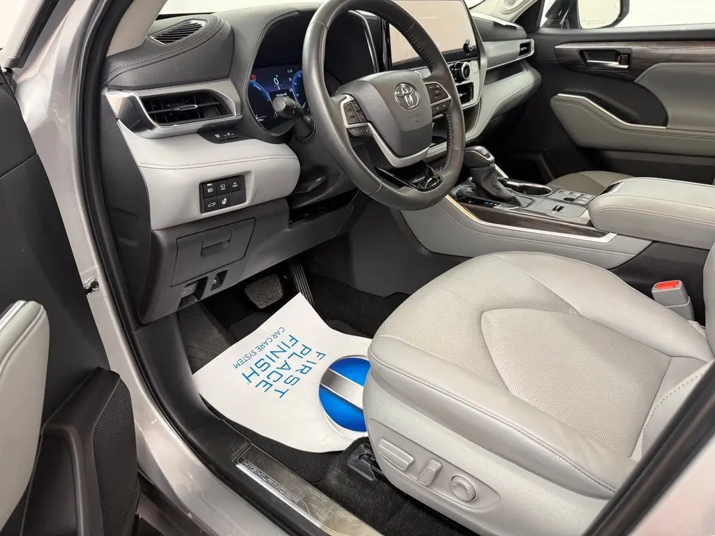 2025 Toyota Highlander - $56,597