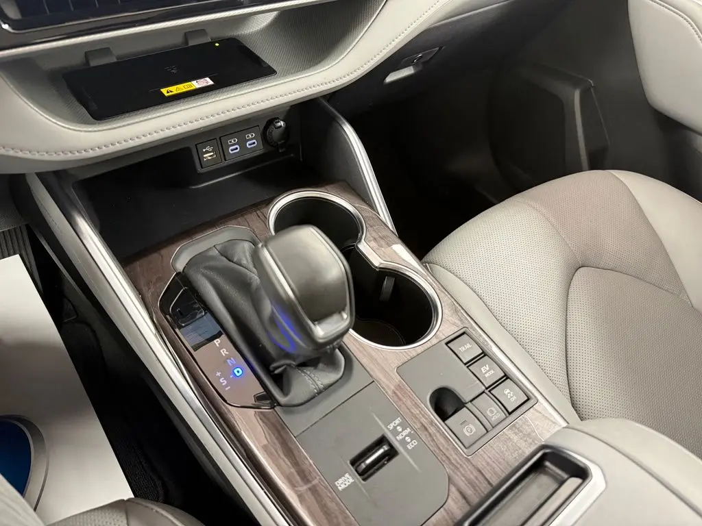 2025 Toyota Highlander - $56,597