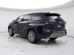 2024 Highlander Hybrid Thumbnail 2