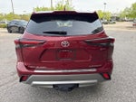 2025 Highlander Hybrid Thumbnail 13