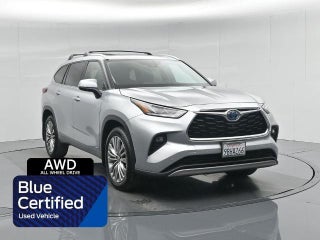 2022 Toyota Highlander Hybrid Platinum