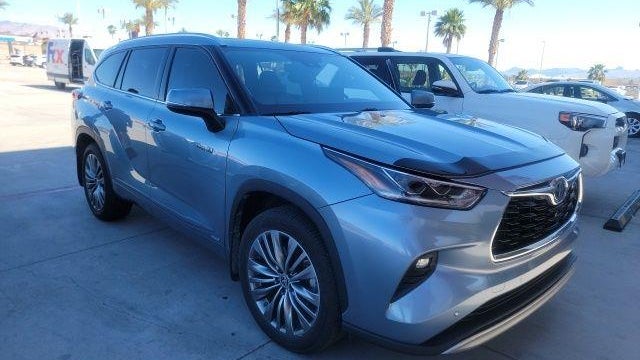 Preowned 2021 Toyota Highlander Hybrid Platinum for Sale
