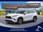 2021 Highlander Hybrid Thumbnail 1
