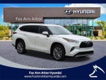 2021 Highlander Hybrid Thumbnail 7