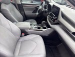 2021 Highlander Hybrid Thumbnail 10