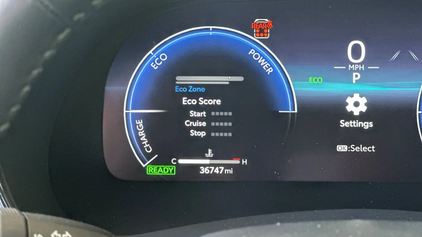 2025 Toyota Highlander Hybrid Platinum