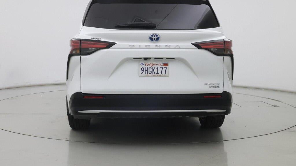 2023 Toyota Sienna Platinum 7-Passenger