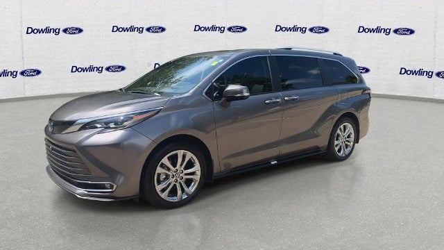 2024 Toyota Sienna Platinum 7-Passenger