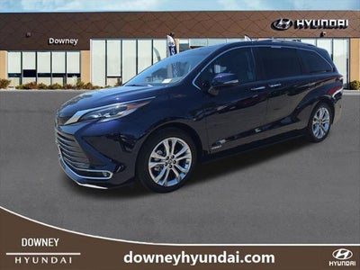 2021 Toyota Sienna Platinum 7-Passenger 4DR Mini-Van