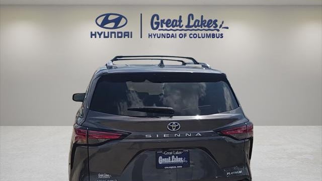 2025 Toyota Sienna Platinum 7-Passenger