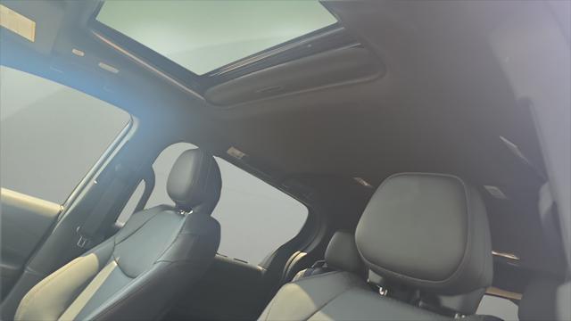 2025 Toyota Sienna Platinum 7-Passenger