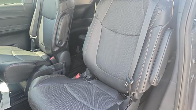 2025 Toyota Sienna Platinum 7-Passenger