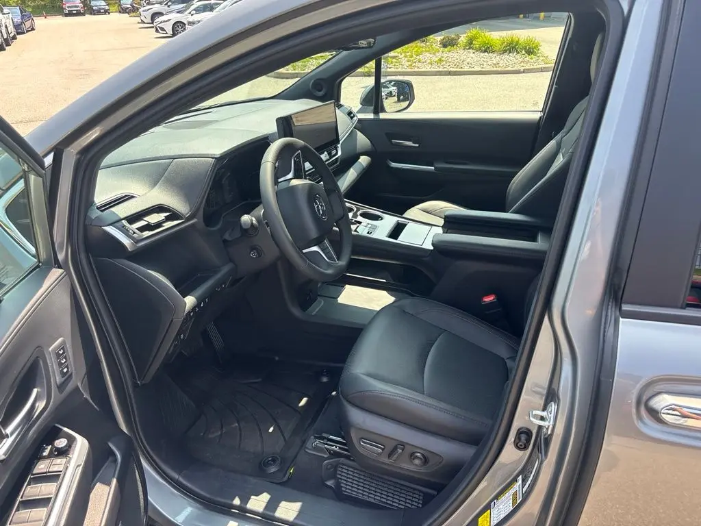 2026 Toyota Sienna - $57,595