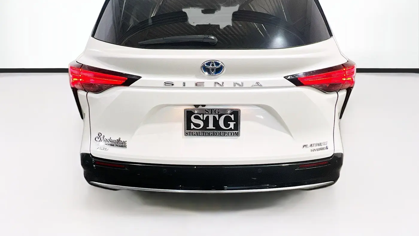 2021 Toyota Sienna Platinum 7-Passenger