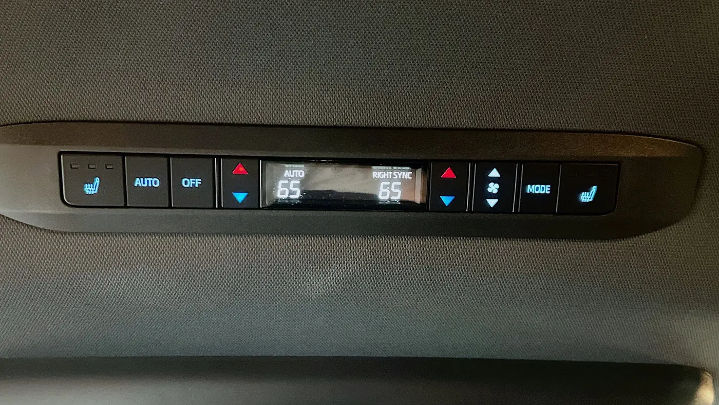 2021 Toyota Sienna Platinum 7-Passenger
