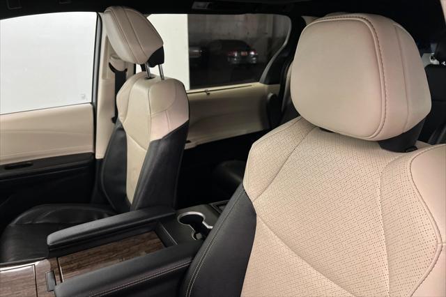 2026 Toyota Sienna - $59,999