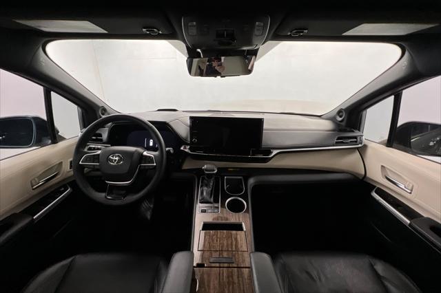 2026 Toyota Sienna - $59,999