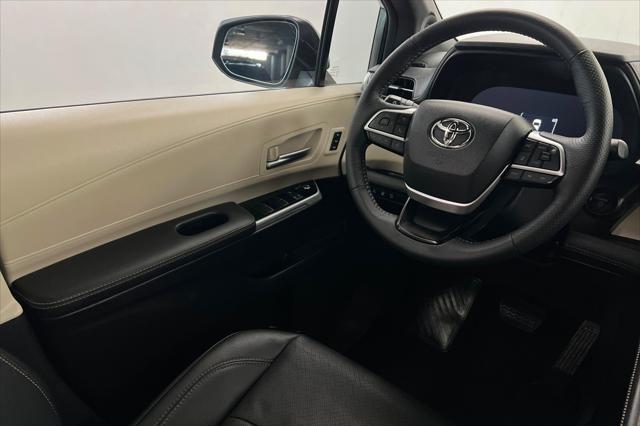 2026 Toyota Sienna - $59,999