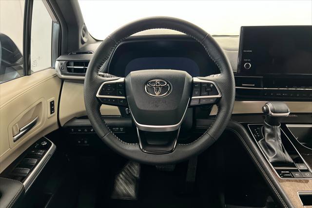 2026 Toyota Sienna - $59,999