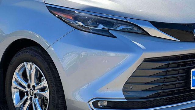 2024 Toyota Sienna Platinum 7-Passenger