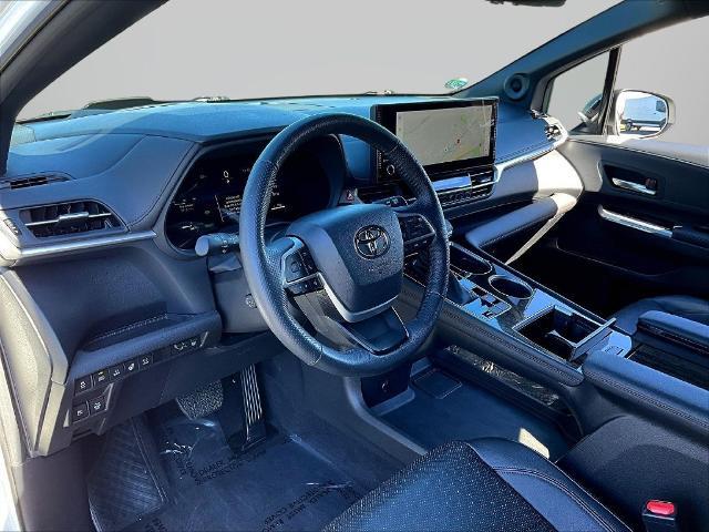 2025 Toyota Sienna - $52,499