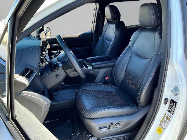 2025 Toyota Sienna - $52,499