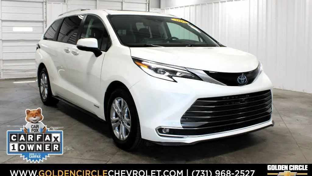 Preowned 2021 Toyota Sienna Platinum 7-Passenger for Sale
