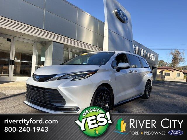 2025 Toyota Sienna