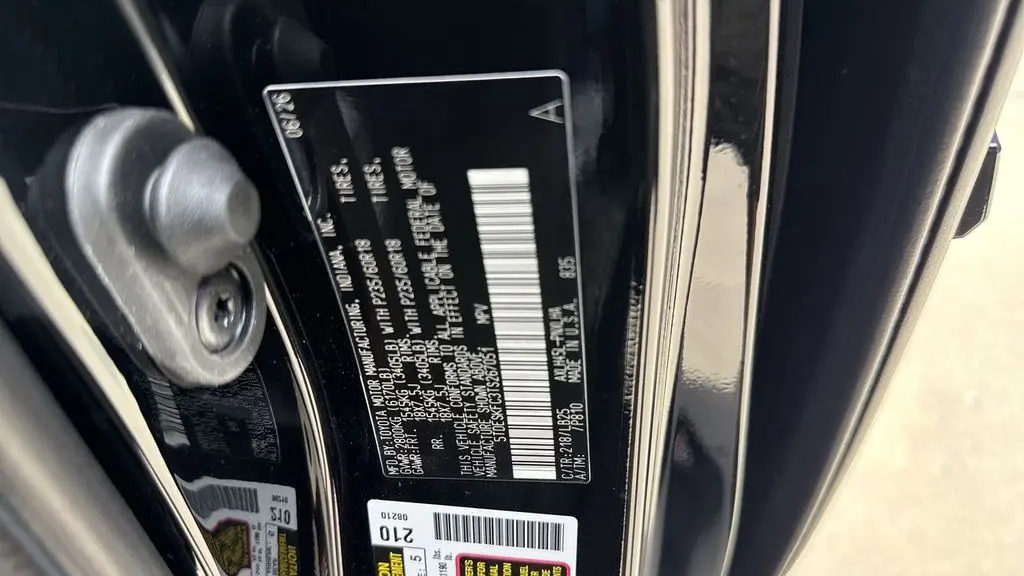 2026 Toyota Sienna Platinum 7-Passenger
