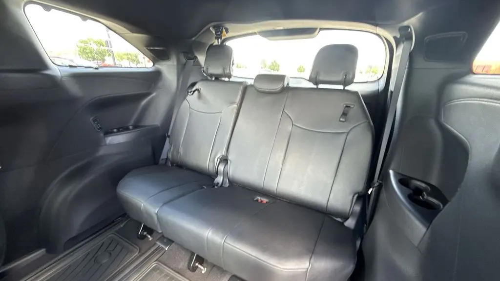 2026 Toyota Sienna Platinum 7-Passenger
