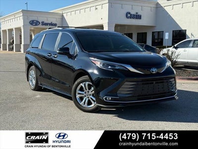 2024 Toyota Sienna AWD Platinum 7-Passenger 4DR Mini-Van