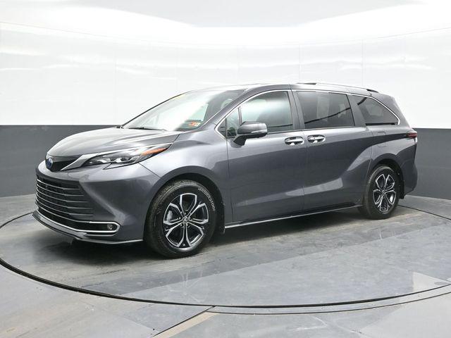 2025 Toyota Sienna - $53,917
